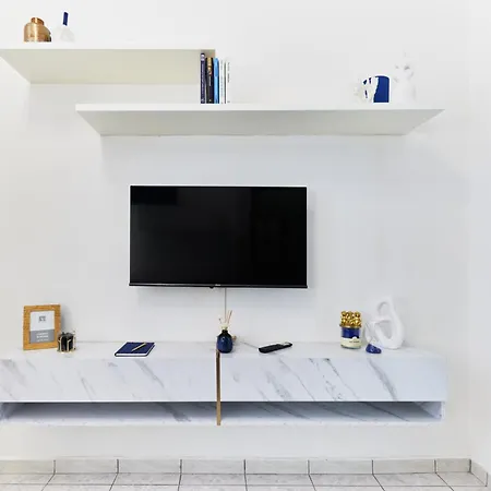 Cozy A Few Steps From Sesto Rondo Metro Station Apartment Sesto San Giovanni