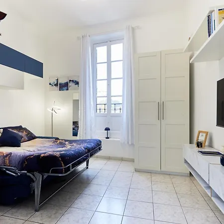 Cozy A Few Steps From Sesto Rondo Metro Station Apartment